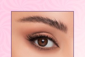 عدسات عسلي: دليلك الكامل لاختيار الأجمل 17 عدسات عسلي: دليلك الكامل لاختيار الأجمل